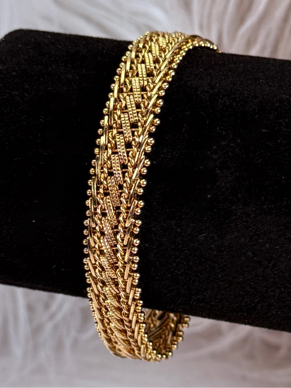 Vintage Gold Tone Woven Multi Chain Weighted Slinky Bracelet